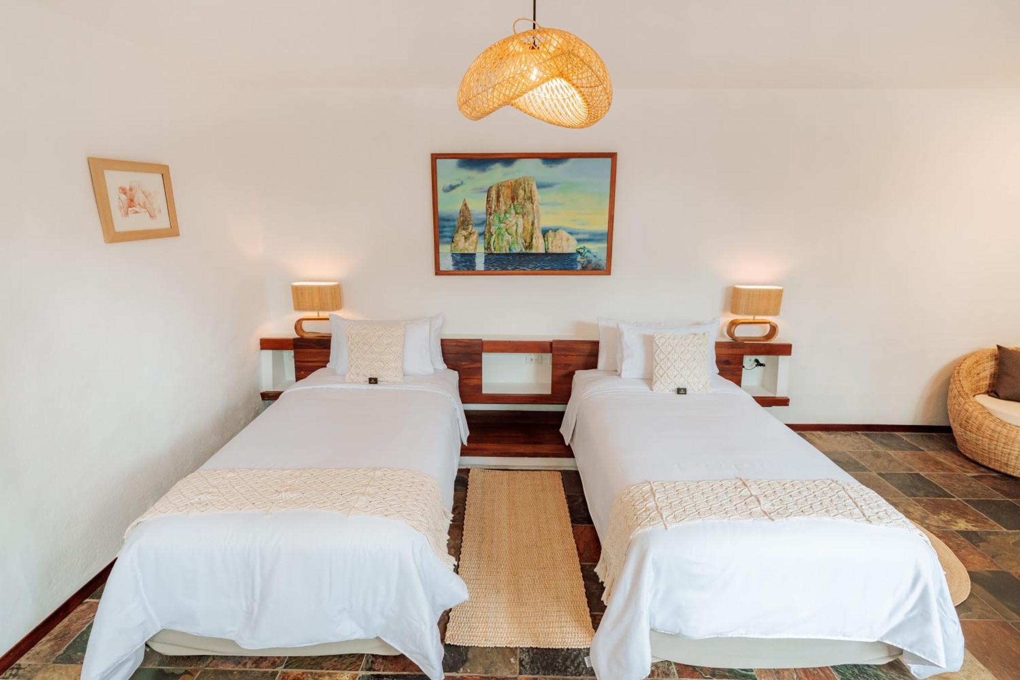 Escalesia Galapagos 5*