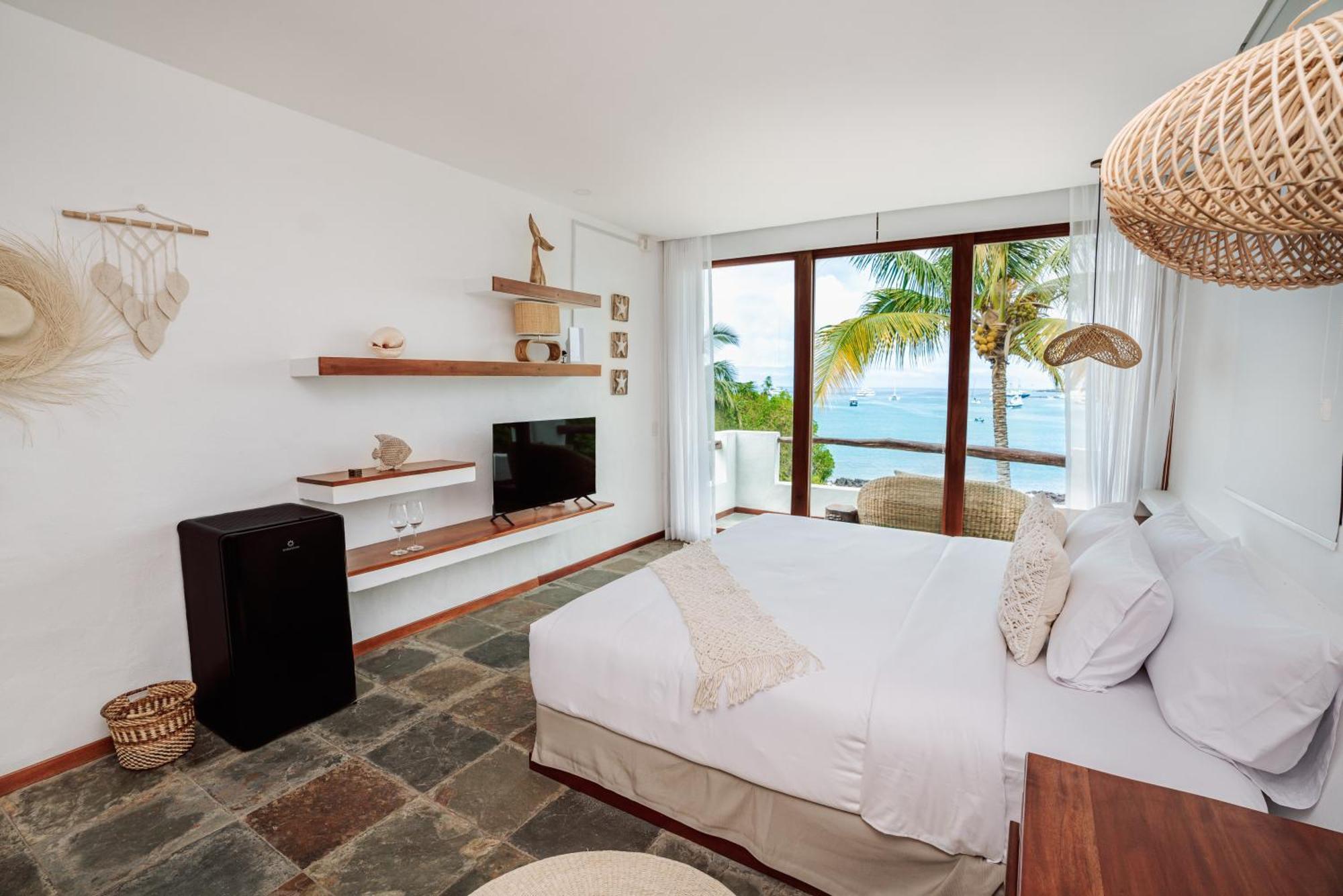 Escalesia Galapagos Hotel