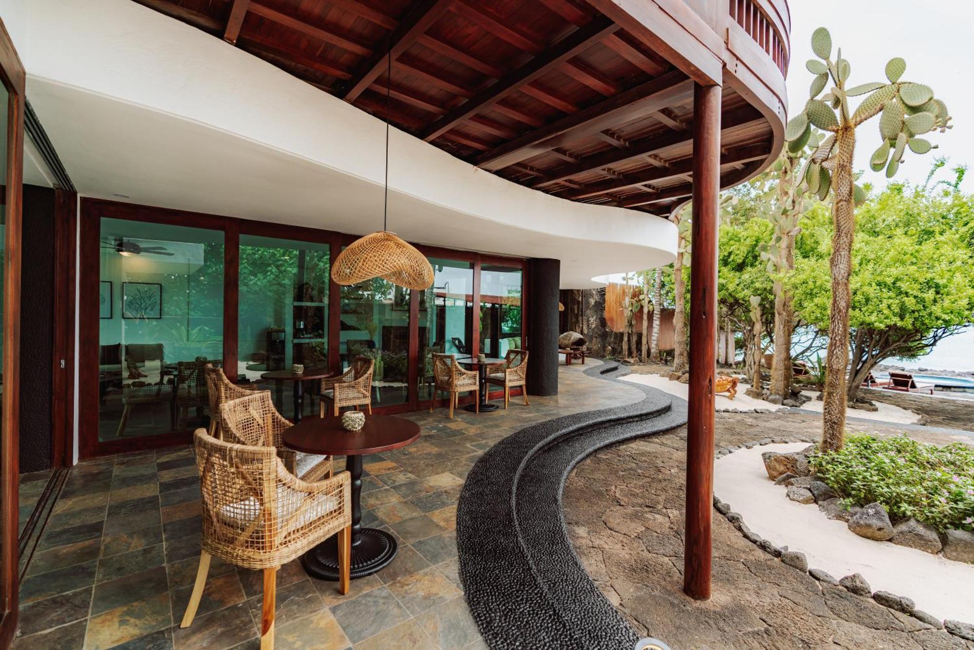 Escalesia Galapagos 5*