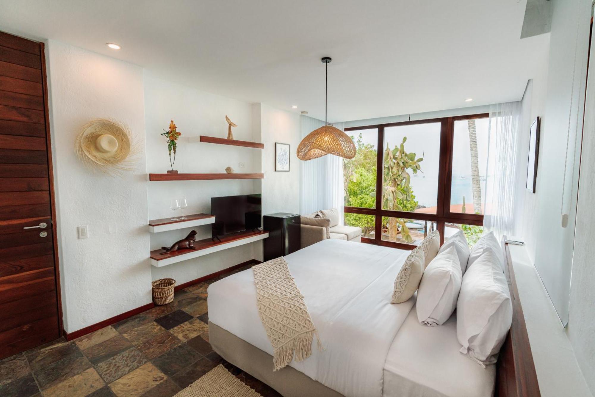 Hotel Escalesia Galapagos 5*