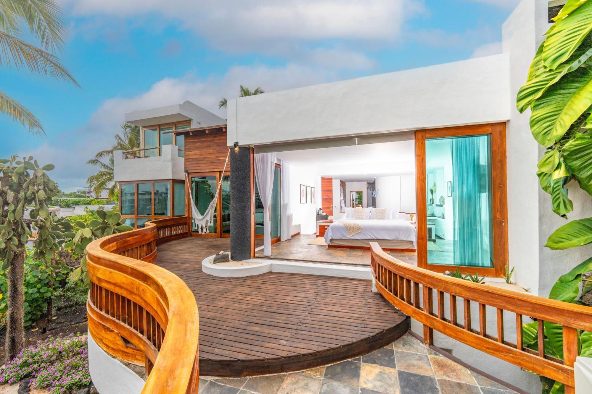 Escalesia Galapagos Hotel 5*